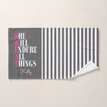 El gris rosado de moda soporta todas las cosas Per