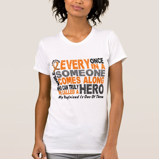 El HÉROE VIENE ADELANTE las camisetas de 1 (Anverso)