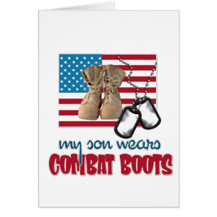 El hijo lleva botas de combate
