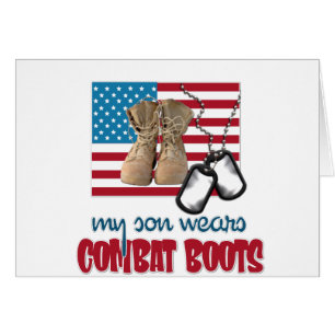 El hijo lleva botas de combate