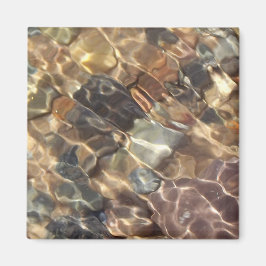 el imán Nova Scotia chupa bajo el agua