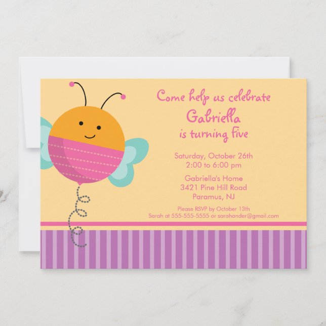 El insecto lindo del amor manosea la invitación de (Anverso)