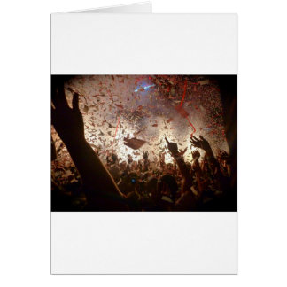 El ir de fiesta de la muchedumbre