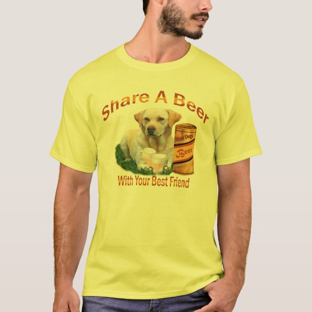El laboratorio amarillo comparte una camiseta de (Anverso)