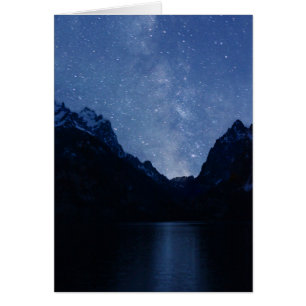 El lago jenny refleja la vía láctea