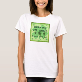 El Leprechaun irlandés me besa camiseta