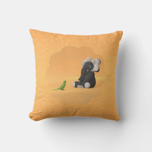 El loro se encuentra con una almohada de elefante