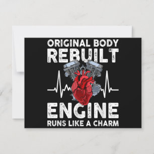 El motor reconstruido de cuerpo original funciona 