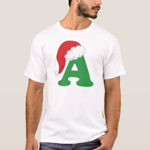 El navidad pone letras a una camisa del alfabeto
