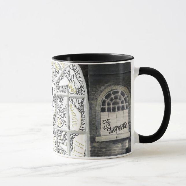 El negro quebrado pero no roto llenó la taza del (Derecha)