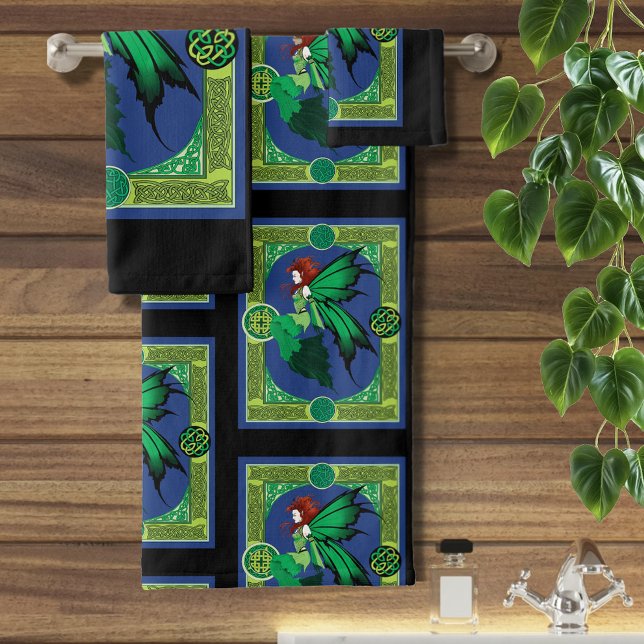 El nudo celta trabaja en el hulla verde (Subido por el creador)