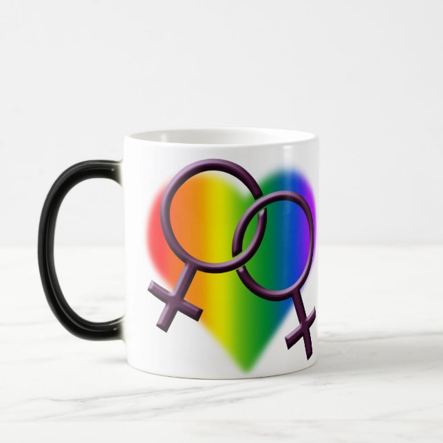 El orgullo gay de las mujeres ahueca las tazas del (Izquierda)