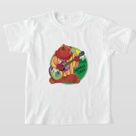 El oso de canto de camiseta del campamento de niño