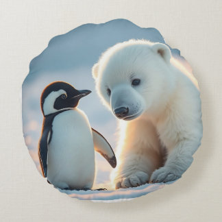El oso polar bebé y los cojines de almohada de pin