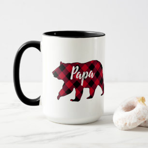 El Papa ruso tiene una taza de búfalo rojo