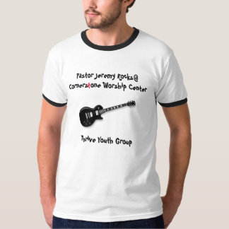 El pastor Jeremy prospera las camisetas del grupo