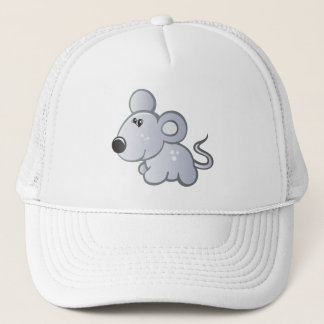 el pequeño ratón adentro relaja el gorra