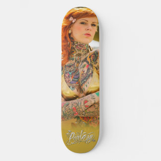 El Pixeleye - Katy Gold Skateboard Deck