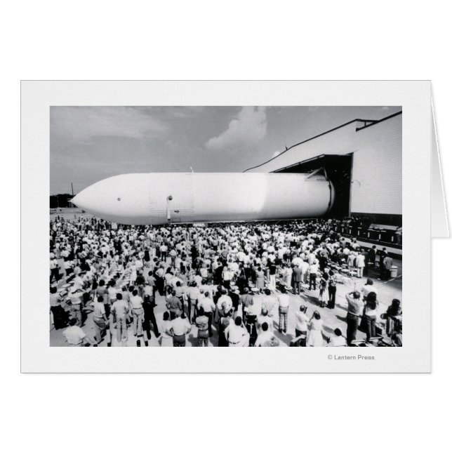 El primer tanque externo del transbordador espacia (Anverso (Horizontal))