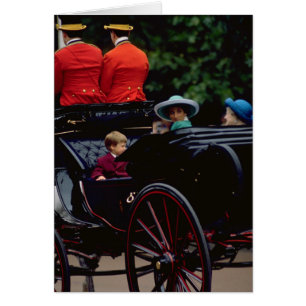 El príncipe William y la princesa Diana en el cent