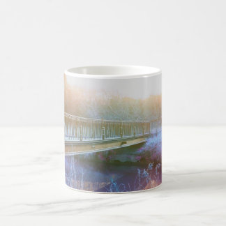 el puente revela la taza