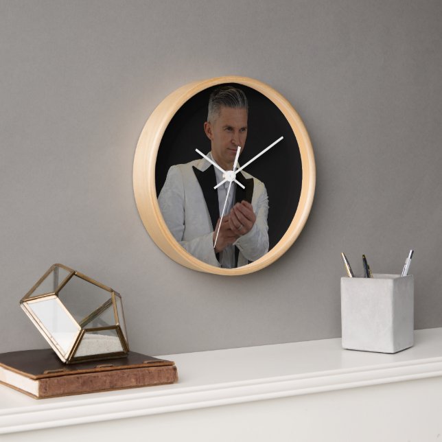 El reloj de Jason Lee (Oficina)