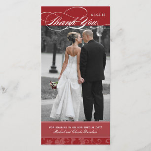 El rojo marrón le agradece la tarjeta de la foto