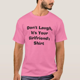 El rosa no ríe, él es la camisa de su novia
