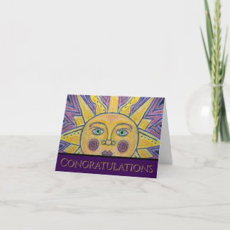 El sol en una tarjeta de felicitación doblada de u