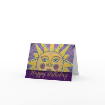 El sol en una tarjeta de felicitación doblada de u