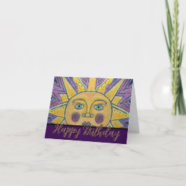 El sol en una tarjeta de felicitación doblada de u