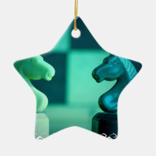 El tablero de ajedrez Knights el ornamento