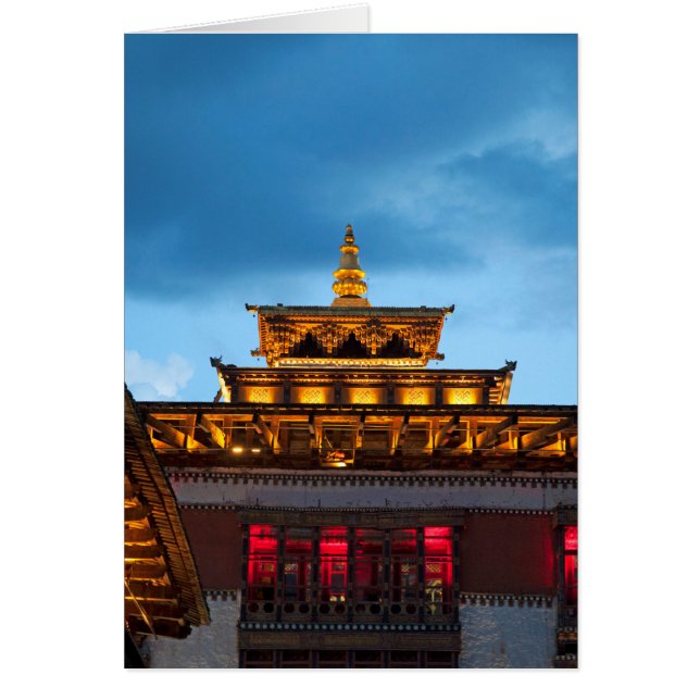 El techo de Dzong budista (Frente)