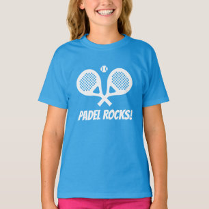 El tenis de Padel oscila la camiseta del chica