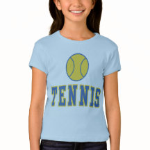 El tenis embroma la camiseta
