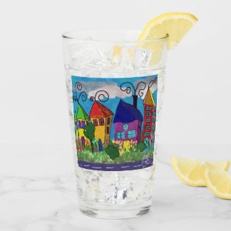 El vaso de vidrio del pueblo