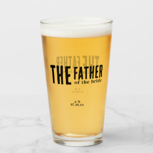 El vaso tumbler del padre de la novia