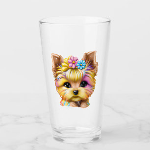 El yorkie dulce y adorable