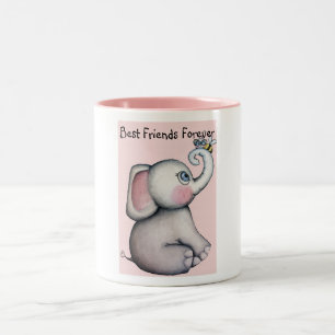 Elefante del bebé con la taza de la amistad de la