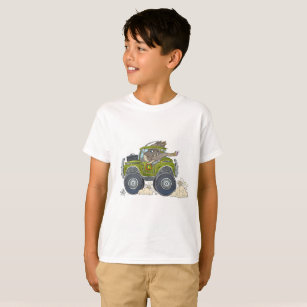 Elefante que conduce un jeep, en una camiseta