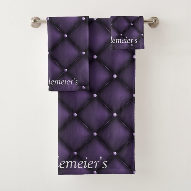 Elegancia de morado oscuro y diamante negro (In situ)