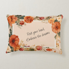 Elegancia floreciente: Cojín decorativo floral