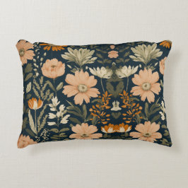 Elegancia floreciente: Cojín decorativo floral