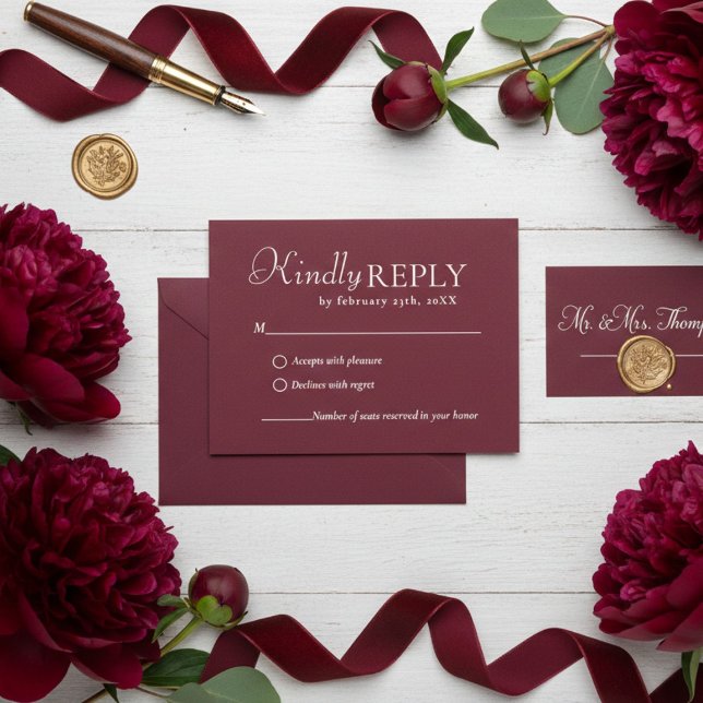 Elegant & Chic Burgundy & Ivory wedding RSVP Card (Subido por el creador)