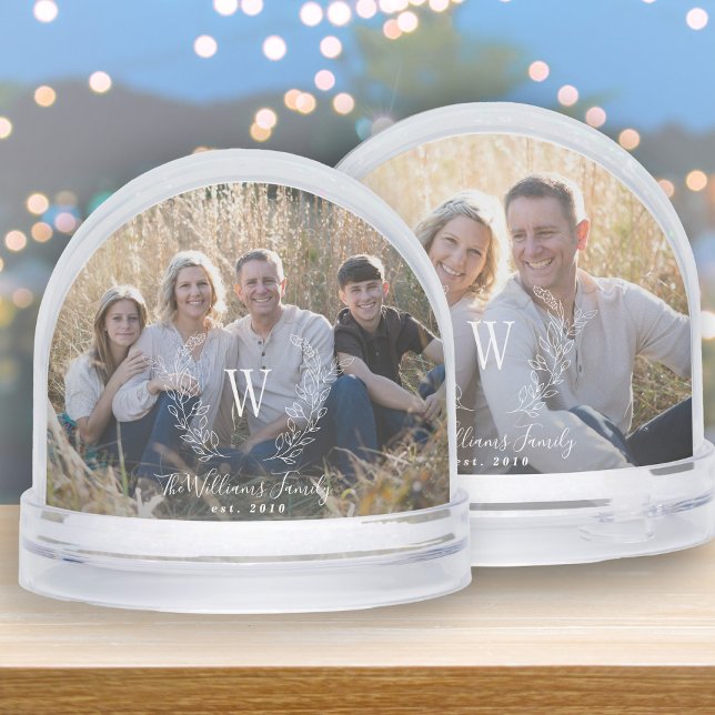 Elegant family photo monogram name personalized (Subido por el creador)