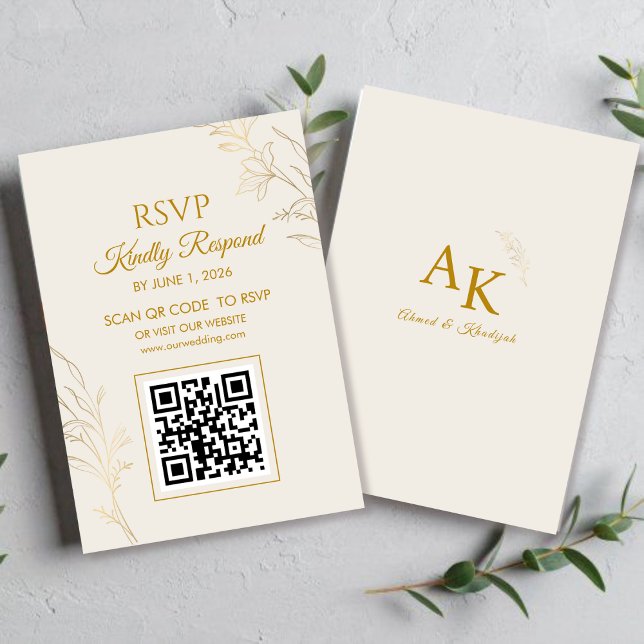 Elegant Gold Floral QR Code Wedding RSVP Card (Subido por el creador)