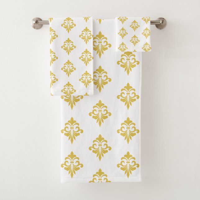 Elegant Golden Fleur de Lis Pattern on White (In situ)