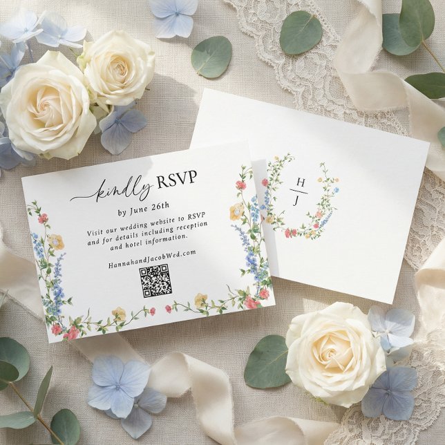 Elegant Wildflower Wedding QR Code RSVP Card (Subido por el creador)
