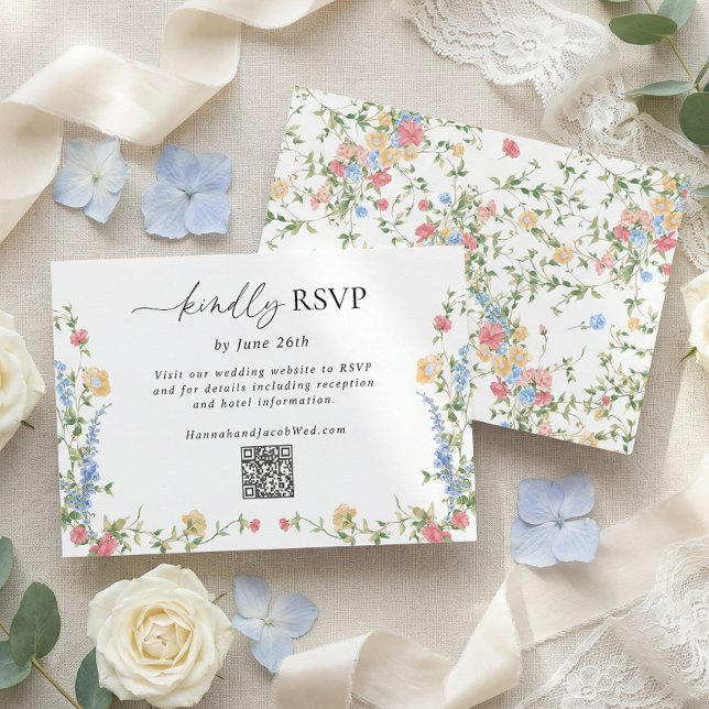Elegant Wildflower Wedding QR Code RSVP Card (Subido por el creador)