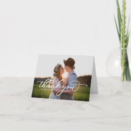 Elegante agradecimiento fotográfico con letra blan